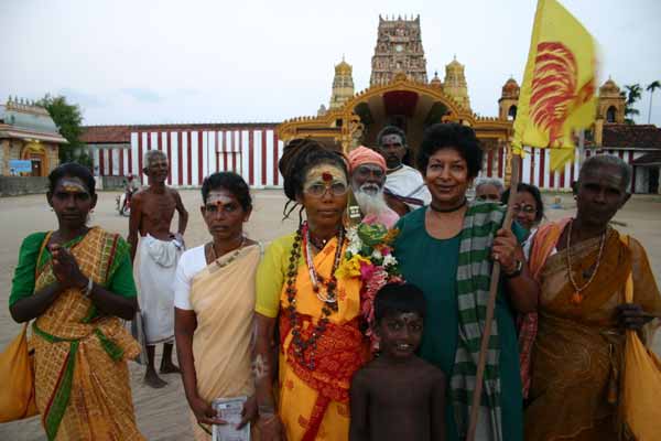 2005 Kataragama Pada Yatra photo no. 03: Nallur Kandaswami Kovil, 14 May 2005