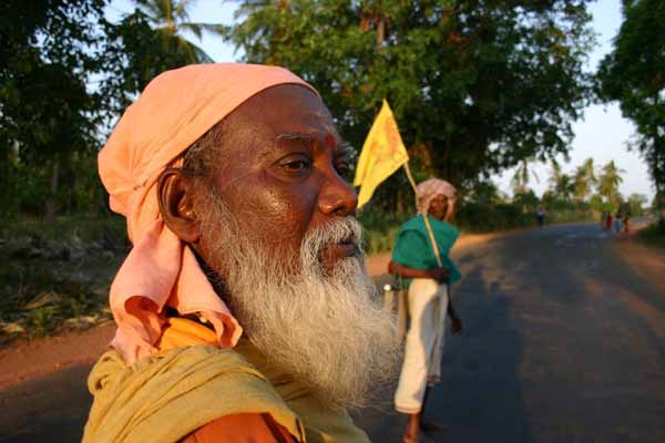 2005 Kataragama Pada Yatra photo no. 05: Siva Sandri Swami of Trincomalee