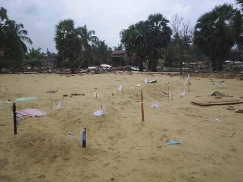 Graves on the beach at Kalmunai