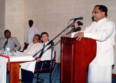 Sri Lankan Foreign Minister Tyronne Fernando addresses the 2002 Pada Yatra launch
